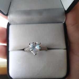 sterling silver heart shaped swarvoski ring